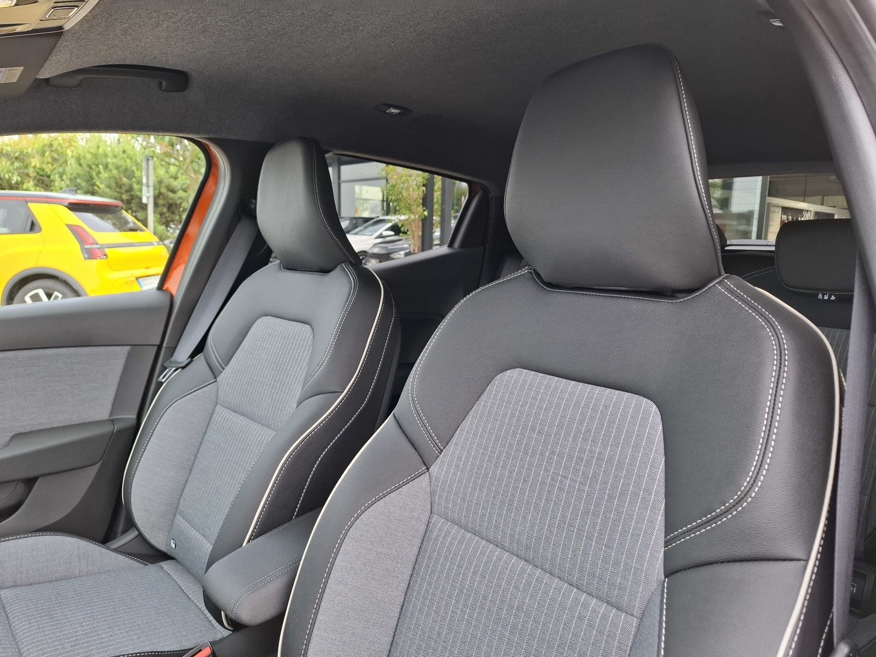 Renault Clio – Bild 27