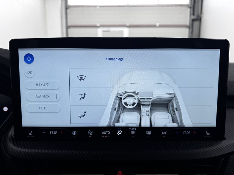 Fahrzeugabbildung Kuga 1.5 EcoBoost ST-Line Allwetterreifen Bild 32 von 40
