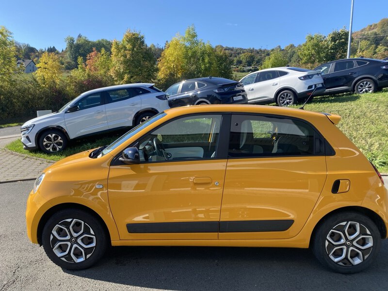 Fahrzeugabbildung Twingo 1.0 SCe 65 ZEN Bild 4 von 16