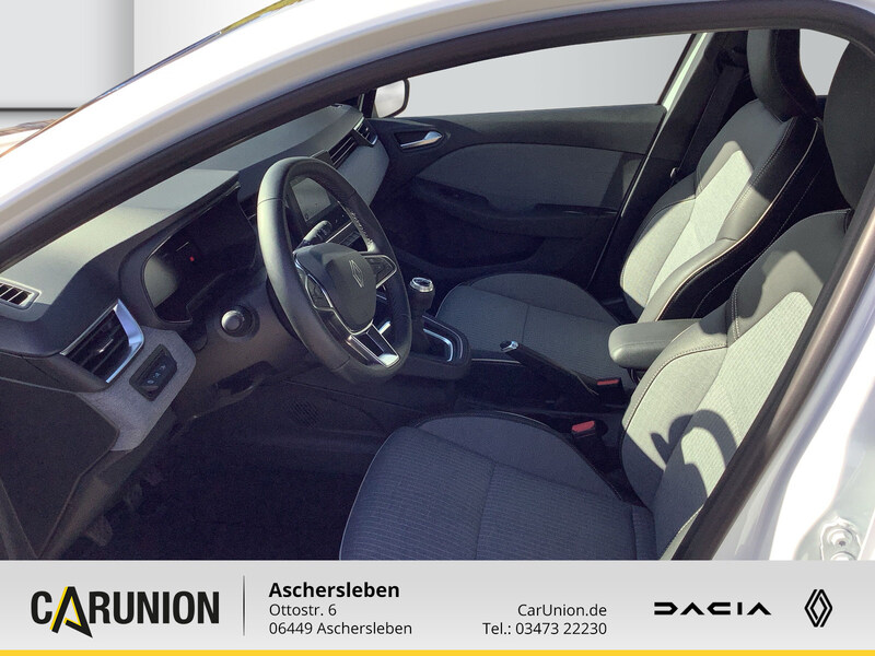 Fahrzeugabbildung Clio Techno TCe 90 Bild 7 von 13