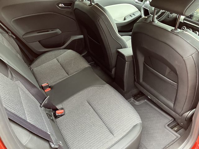 Renault Clio – Bild 8