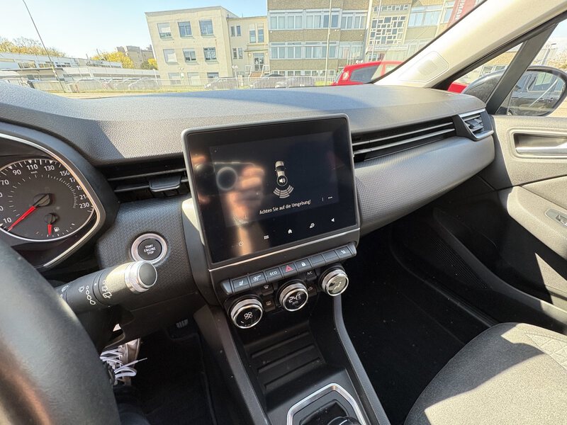 Fahrzeugabbildung Clio V 1.0 TCe 100 Experience Bild 15 von 18