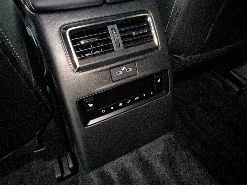 Fahrzeugabbildung CX-80 2.5L e-SKYACTIV PHEV 8AT AWD Homura Bild 14 von 15