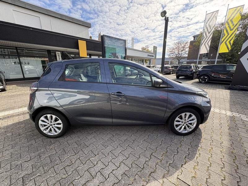 Fahrzeugabbildung Zoe R135 Experience R135/Z.E. 50 Bild 3 von 18