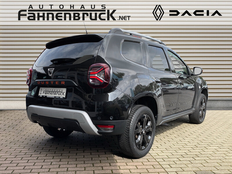 Fahrzeugabbildung Duster Scheckheft 360° Navi PDC Bild 5 von 20