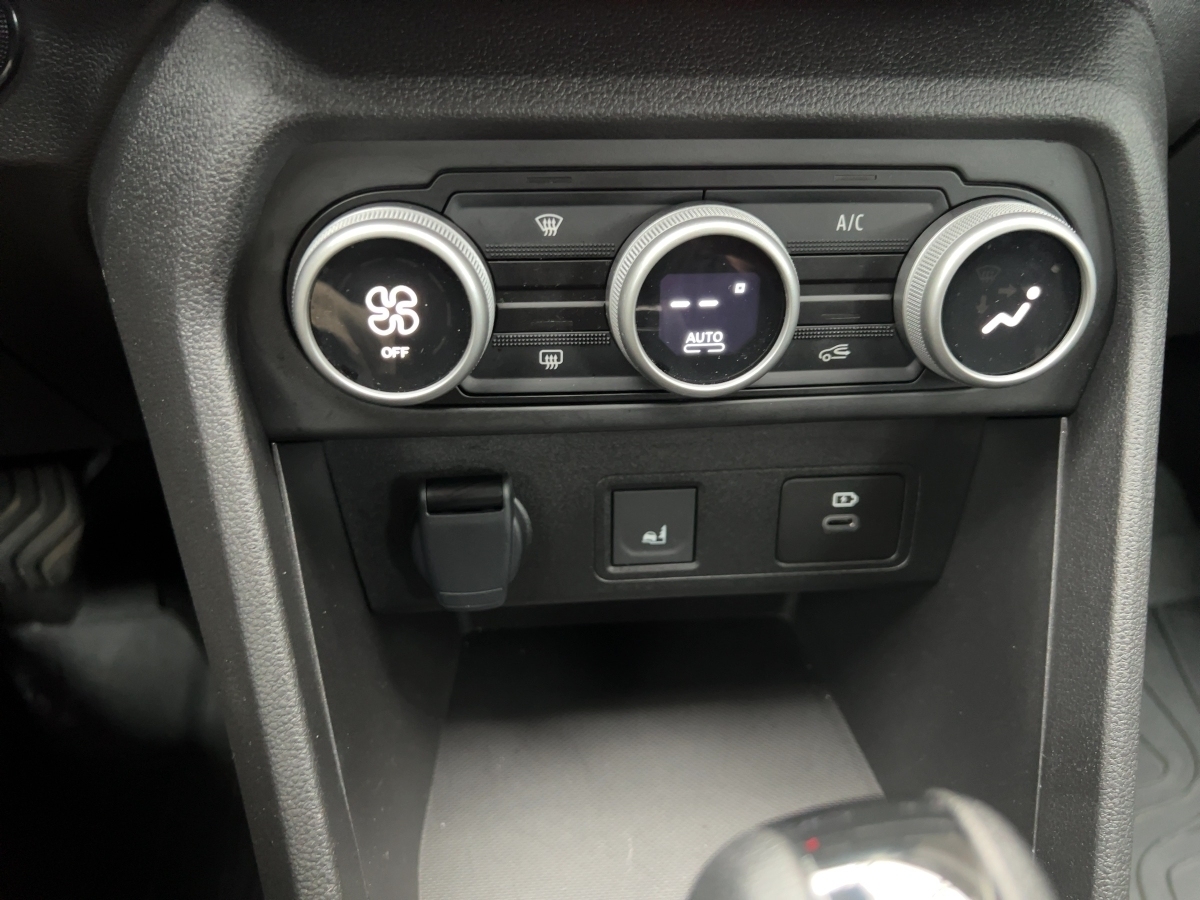 Dacia Sandero – Bild 15