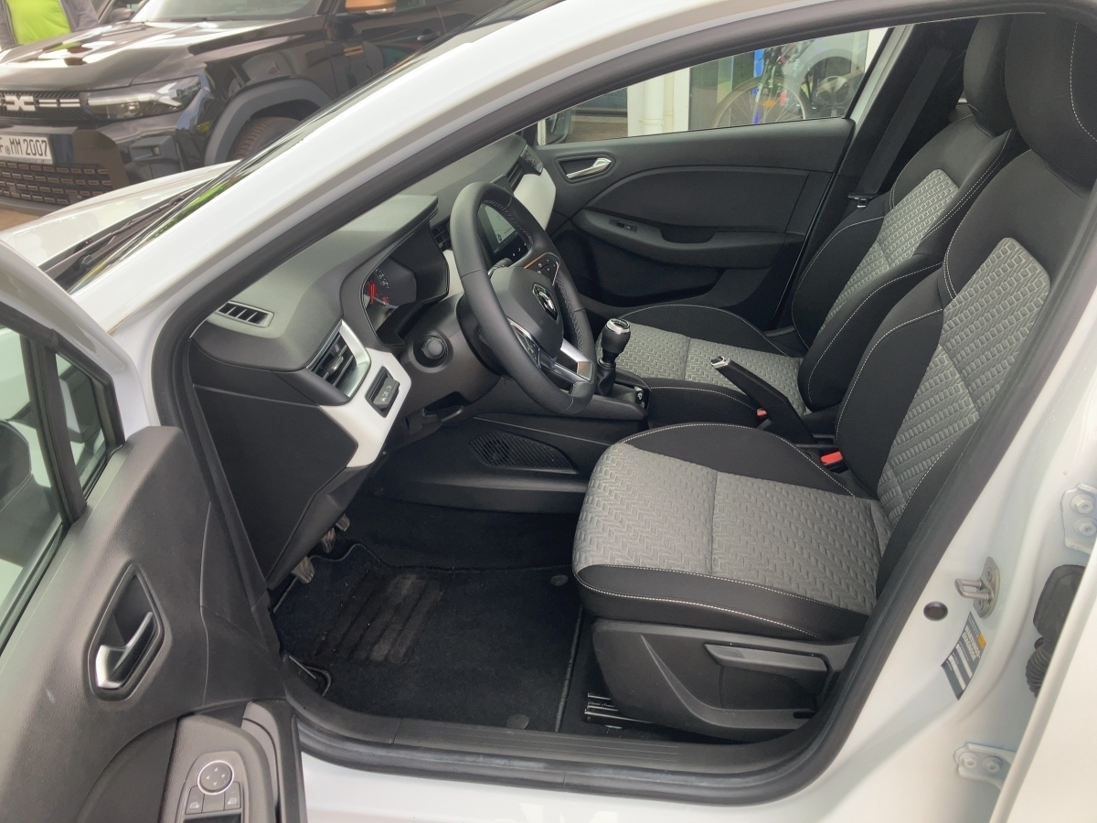 Renault Clio – Bild 7
