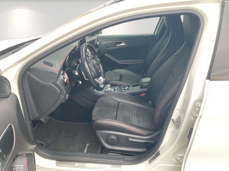 Mercedes-Benz GLA 45 AMG