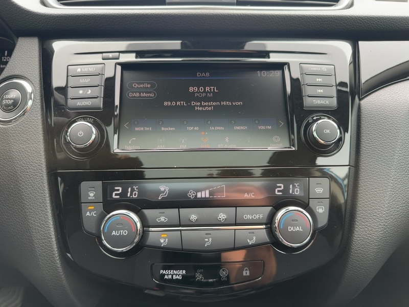 Fahrzeugabbildung Qashqai 360° KAMERA Bild 10 von 15