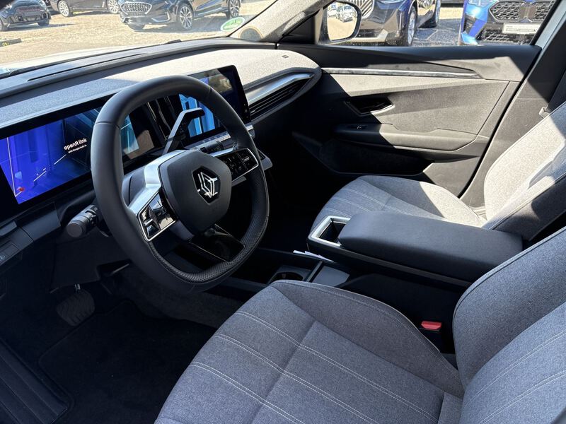 Fahrzeugabbildung Scenic E-TECH 100% ele Evolution 170 Comfort Range h Bild 10 von 14