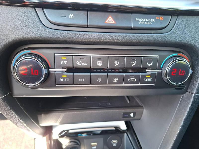 KIA Xcee'D