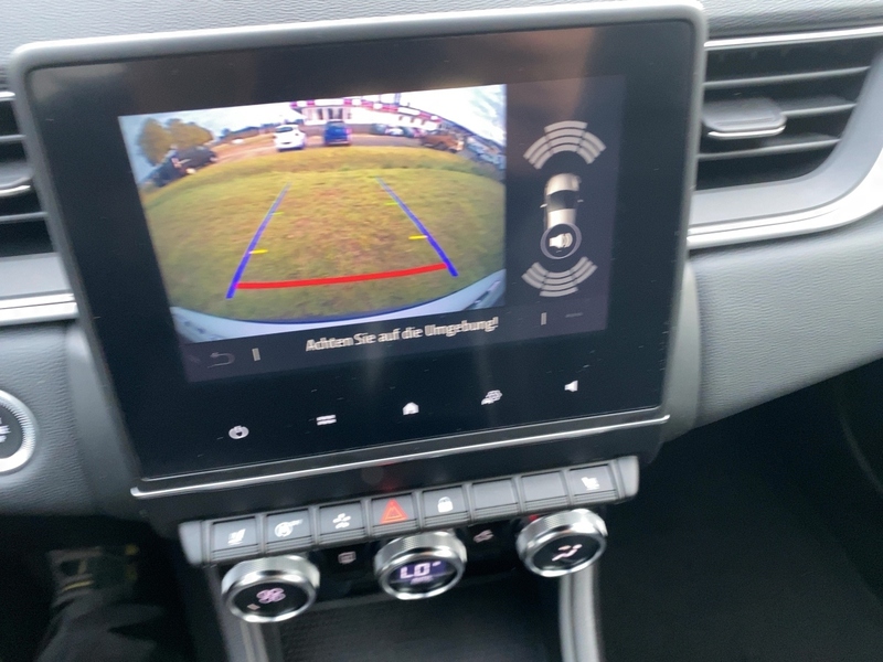 Fahrzeugabbildung Captur TECHNO TCe 140 Bild 20 von 20