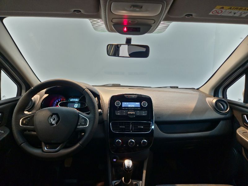 RENAULT Clio 2017 — imagine 40