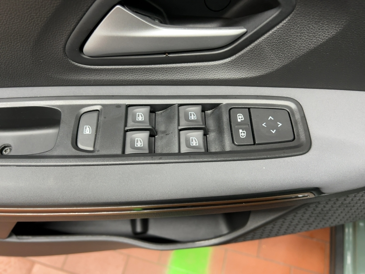 Dacia Sandero – Bild 19