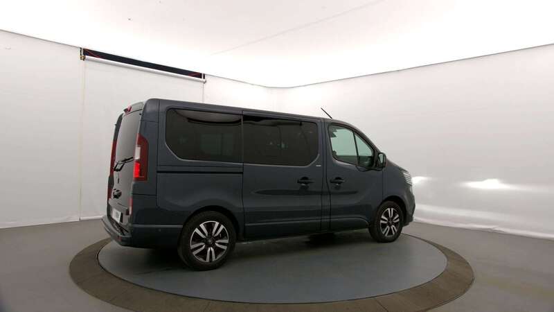 Renault Trafic Combi