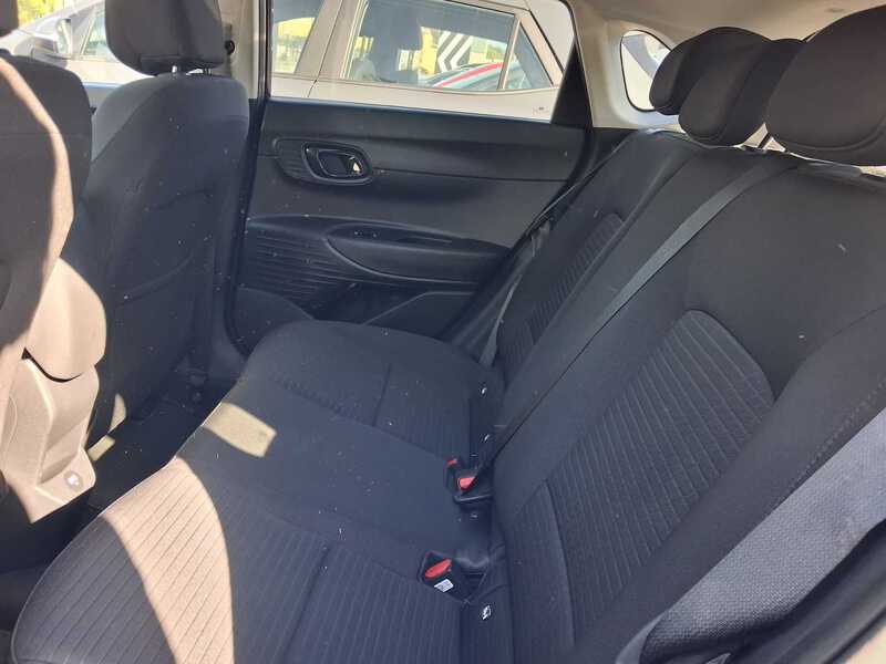 Fahrzeugabbildung i10 i20 Prime 1.0 T-GDi *In Germersheim* Bild 5 von 18