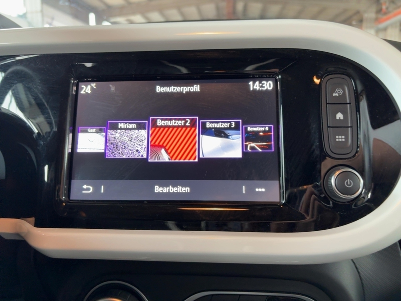 Fahrzeugabbildung Twingo E-Tech 100% elektrisch Klimaautomatik Bild 15 von 16