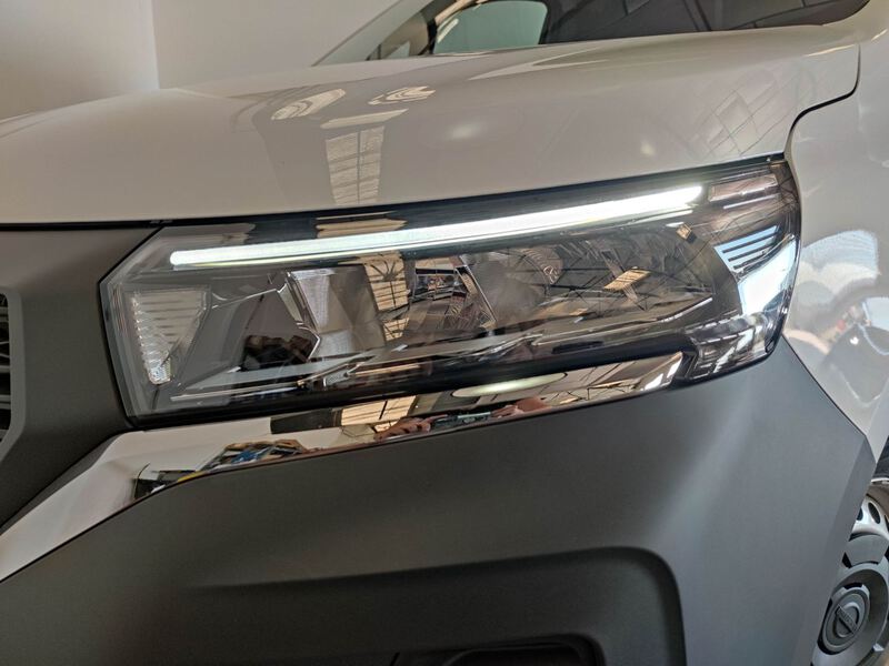 Nissan Touran