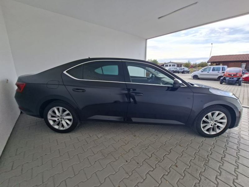 SKODA Superb 2020 — imagine 28