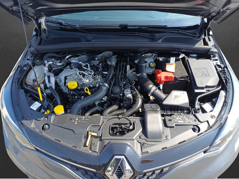 Fahrzeugabbildung Clio R.S. LINE TCe 140 Bild 5 von 12