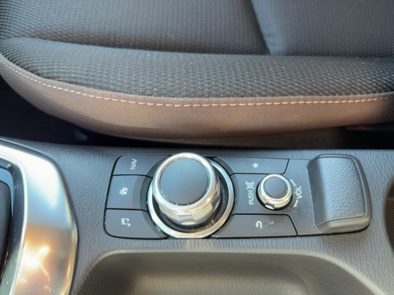 Fahrzeugabbildung 2 1.5 SKYACTIV-G 75 Exclusive-Line Bild 15 von 15