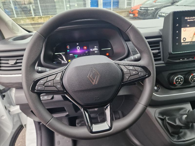 RENAULT Trafic 2024 — imagine 18