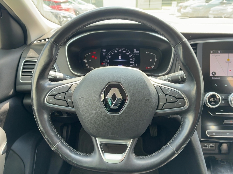 Fahrzeugabbildung Megane ++Navi++ Bild 13 von 50