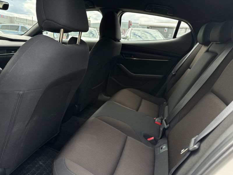 MAZDA Mazda3 2021 — imagine 15