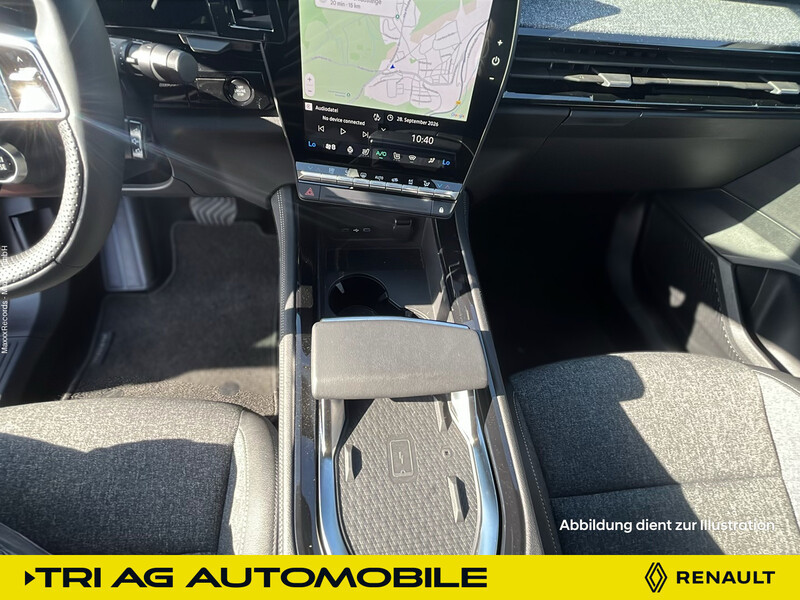 Fahrzeugabbildung Austral Full Hybrid E-Tech 200 Winter-Paket Extended Grip-Paket Techno Bild 18 von 26