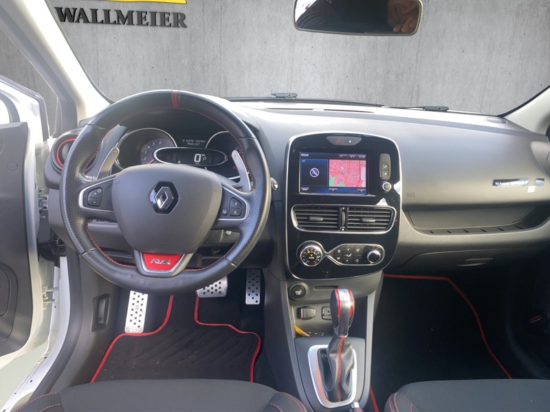 Fahrzeugabbildung Clio Sport TCe 200 Bild 9 von 15
