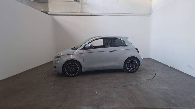 Fiat 500e Berline MY22 Serie 1 Step 1