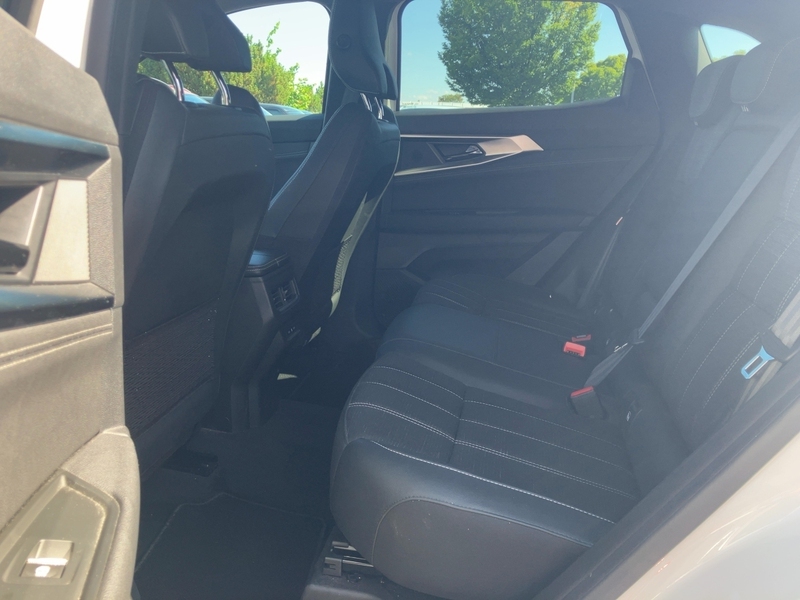 Fahrzeugabbildung Austral Techno 160Ps*KLIMA*CARPLAY*SHZG*ALU*ALLW Bild 8 von 16