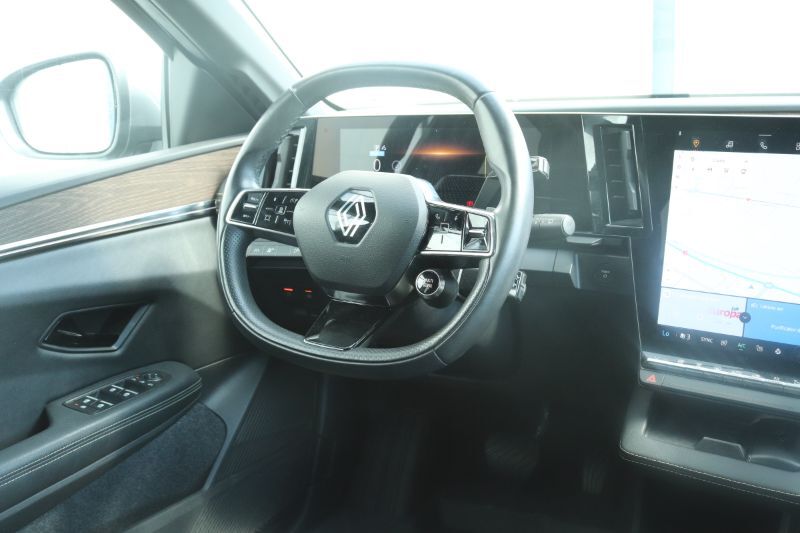 RENAULT Megane 2023 — imagine 33