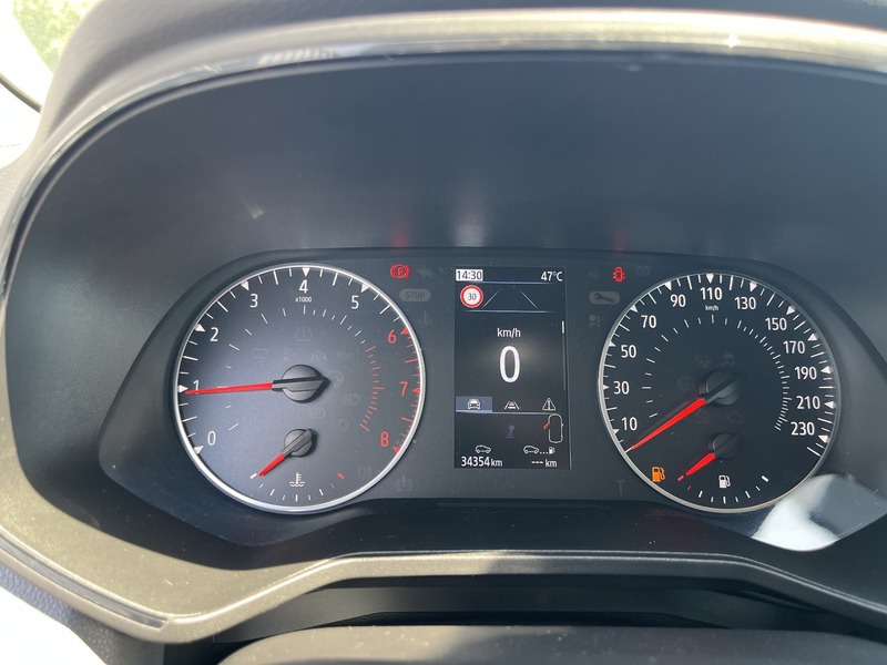 Fahrzeugabbildung Clio ohne Klimaanlage Bild 12 von 20
