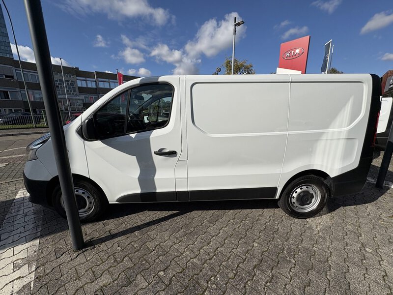 Fahrzeugabbildung Trafic 2,0 dCi 120 dCi ENERGY L1H1 2,8t Komfort Bild 8 von 17