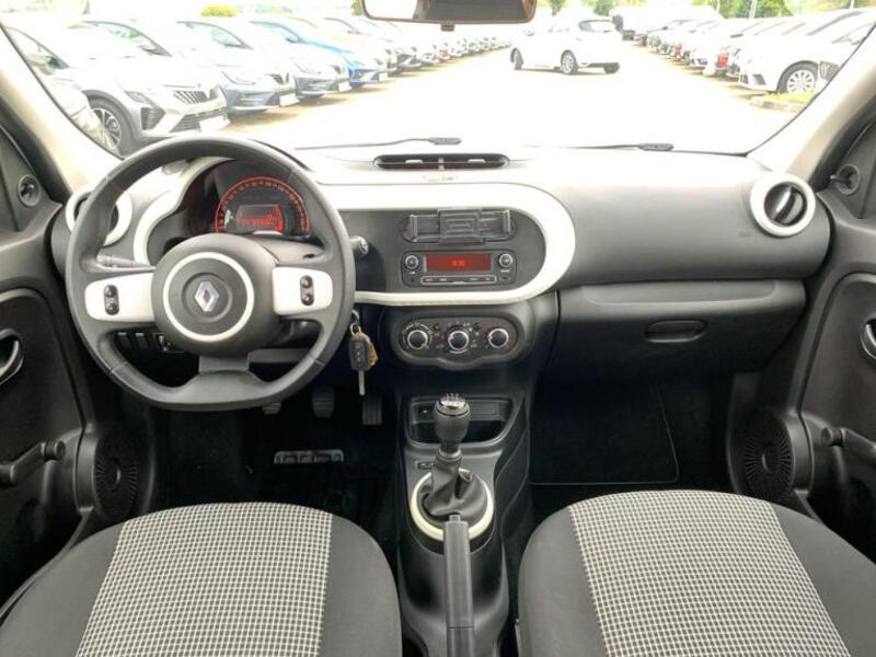 Fahrzeugabbildung Twingo Entry Bild 14 von 15