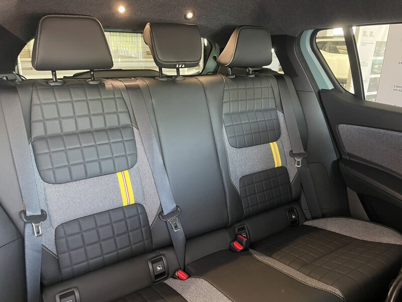 Fahrzeugabbildung R 4 Comfort Range Bild 19 von 50