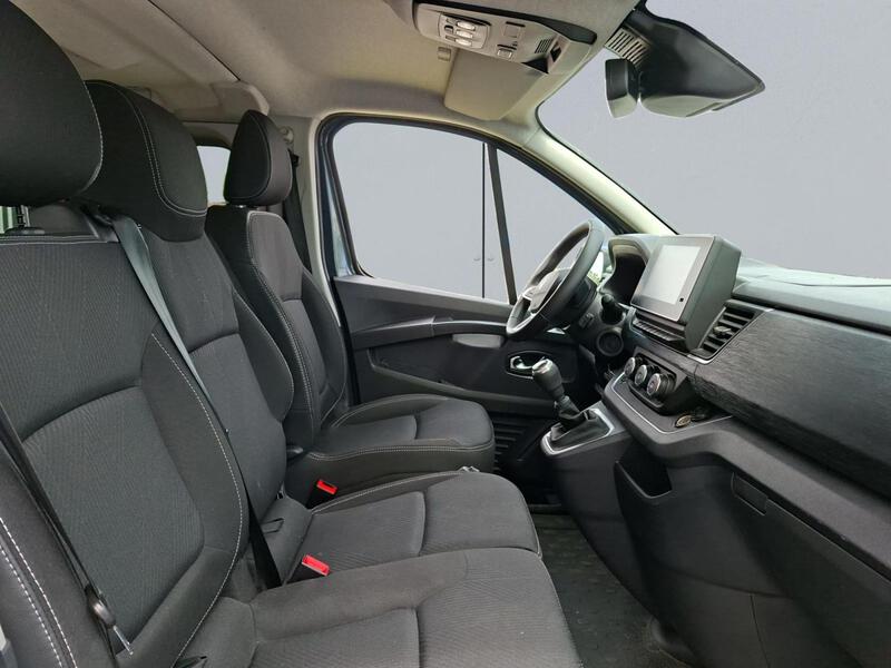 Renault Trafic Combi