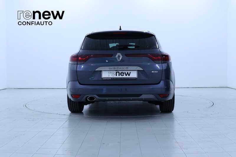 RENAULT Megane ST Blue dCi R.S. Line — photo 4