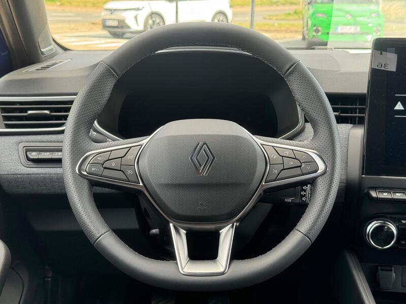 Fahrzeugabbildung Clio *Winter/City/Look-P.* Bild 11 von 12