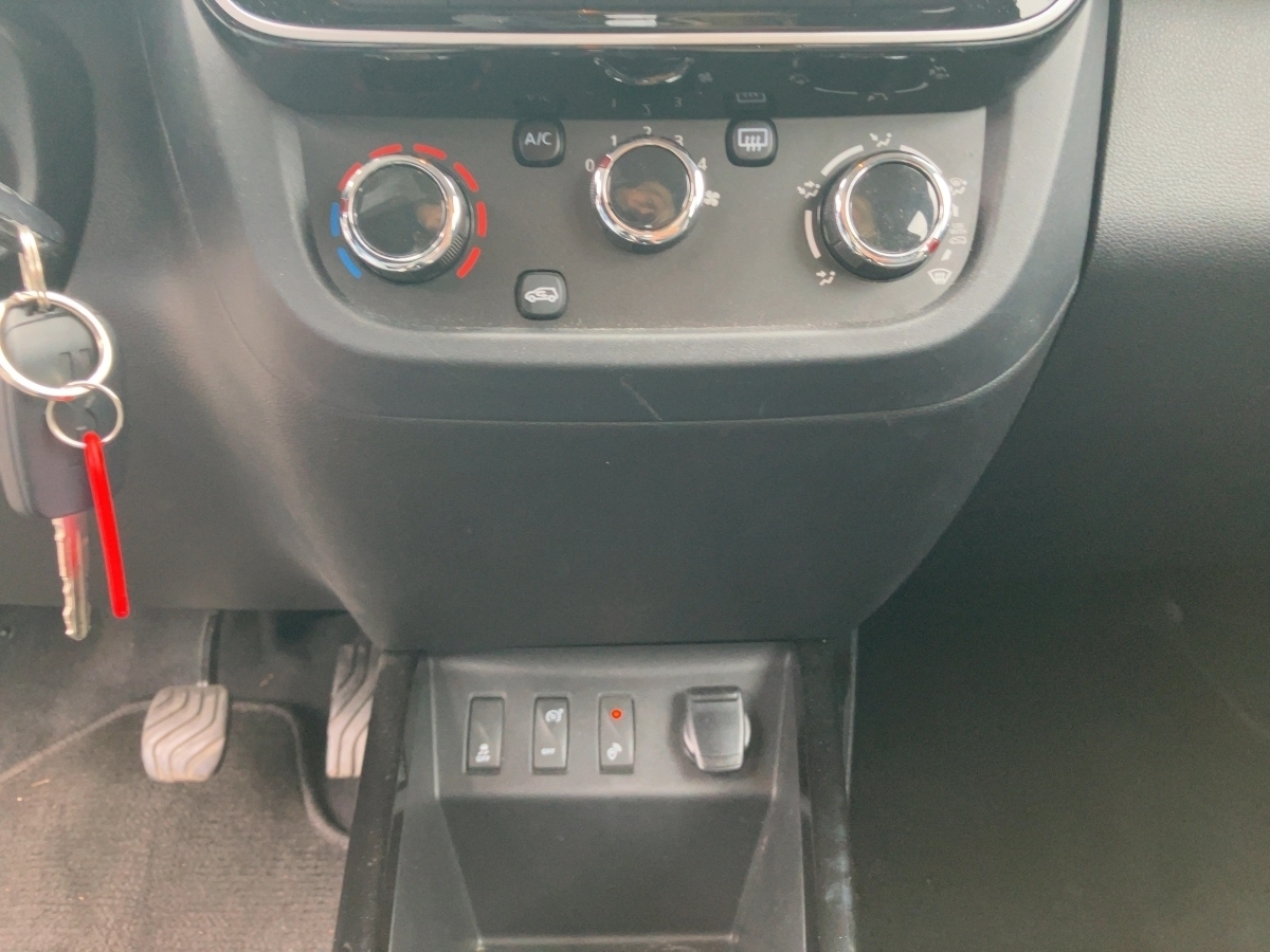 Dacia Spring – Bild 13