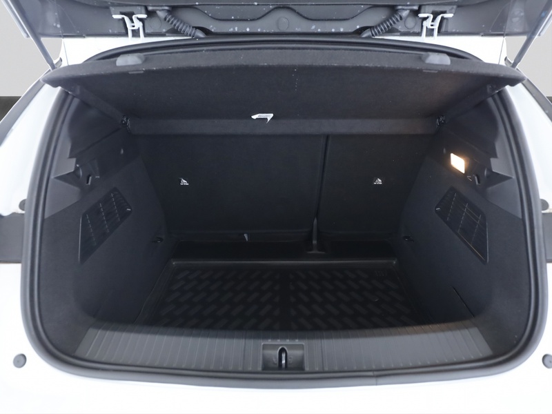 Fahrzeugabbildung Megane E-TECH EV60 Equilibre*SHZ*LED*KAM* Bild 12 von 16