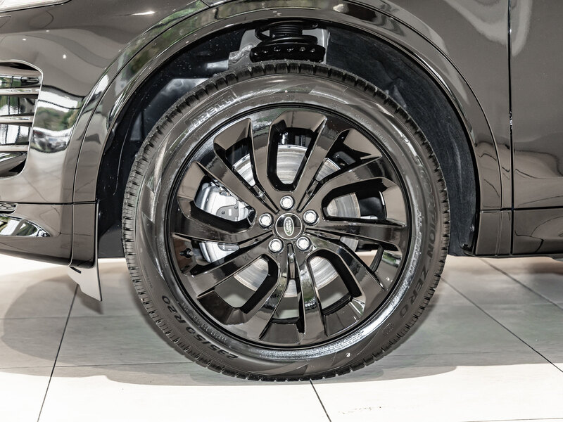 Fahrzeugabbildung Discovery Sport P270e Dynamic SE Bild 9 von 20