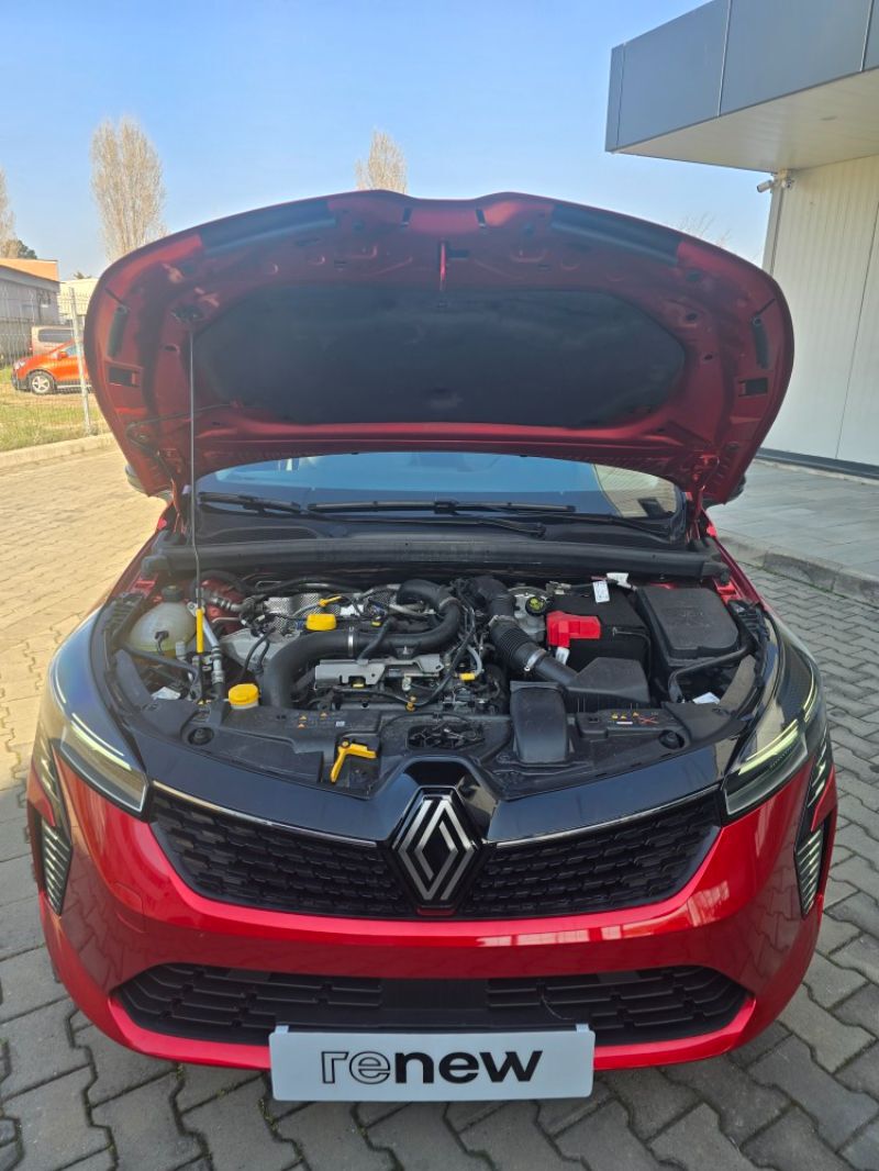 RENAULT Clio 2024 — imagine 44