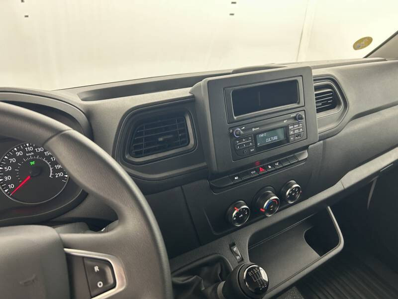 Renault Master III