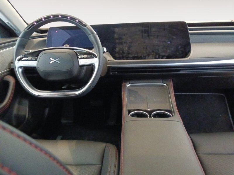 Xpeng P7