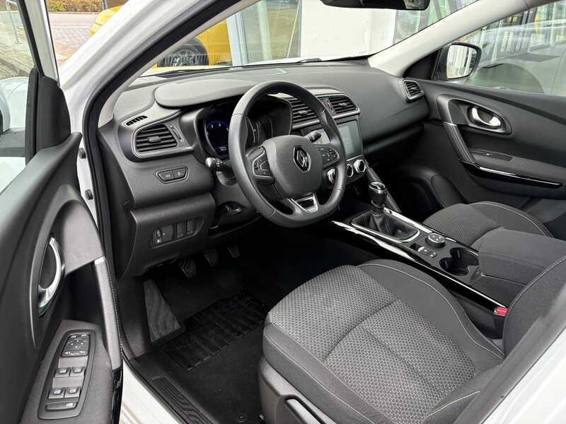 Fahrzeugabbildung Kadjar  ZEN TCe 140 GPF Bild 8 von 10