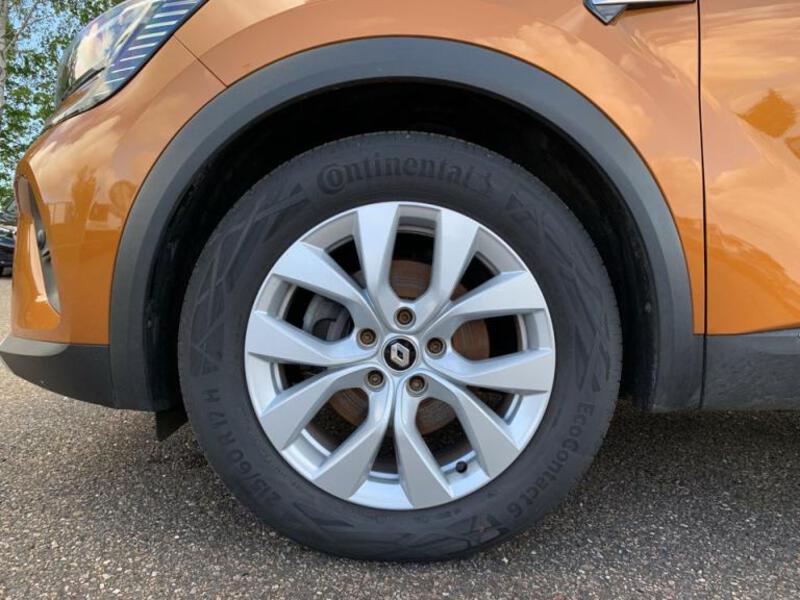 Fahrzeugabbildung Captur Intens Bild 13 von 15