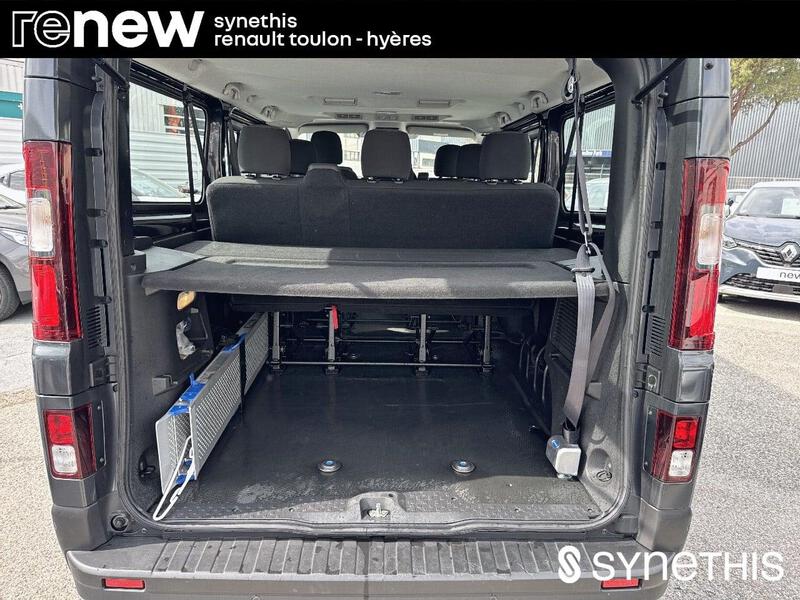 Renault Trafic Combi