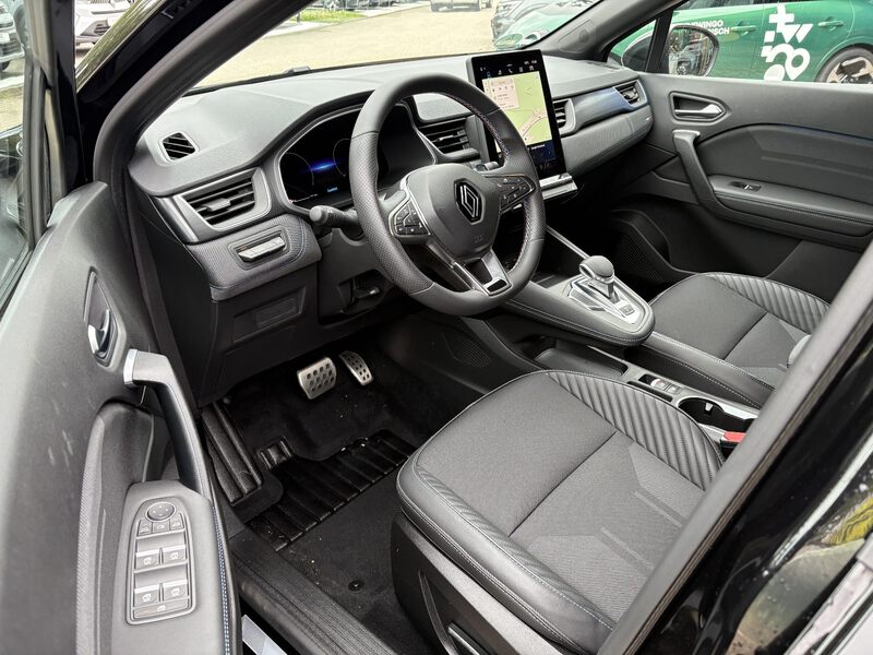 Fahrzeugabbildung Captur Esprit Alpine M Bild 7 von 10